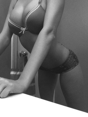 , 40  female escort, Calgary