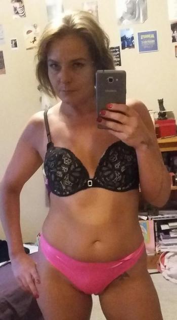 , 27  female escort, Calgary
