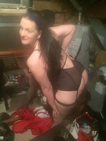 , 29  female escort, Calgary