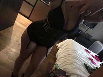, 22  female escort, Calgary