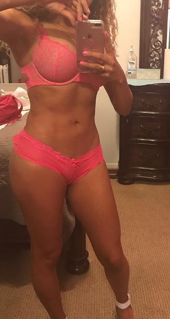 , 23  female escort, Calgary