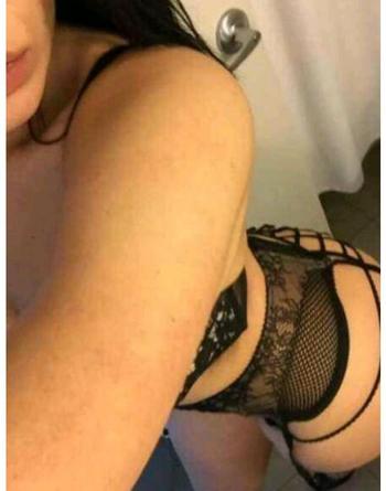 , 22  female escort, Calgary