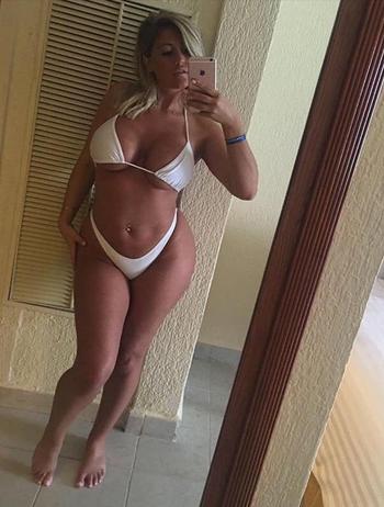 , 24  female escort, Calgary