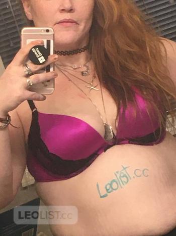 RedheadedBBW-QT4U, 30 Caucasian/White female escort, Calgary