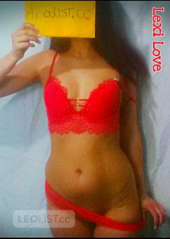 ASIAN LEXI LOVE, 35 Mixed female escort, Calgary