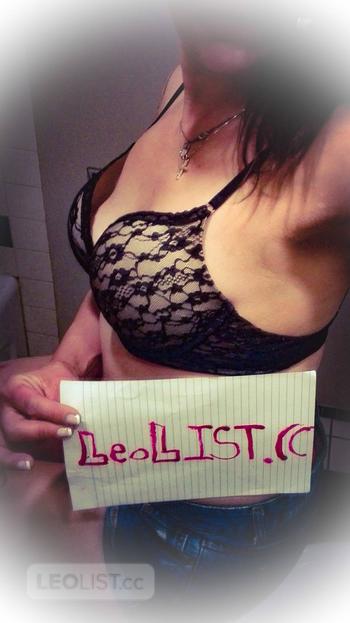 Melanie Grace, 24 Caucasian/White female escort, Calgary