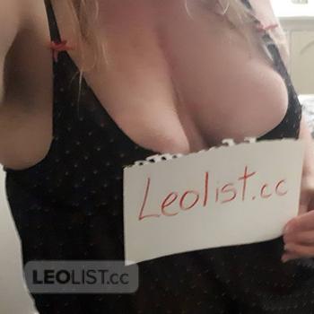 Destiny Desires, 42 Caucasian/White female escort, Calgary