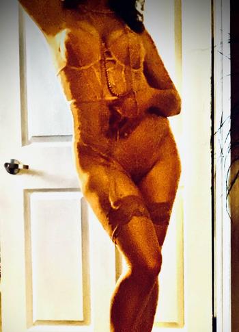 AVAIL NOW xo, 37 Caucasian/White female escort, Calgary