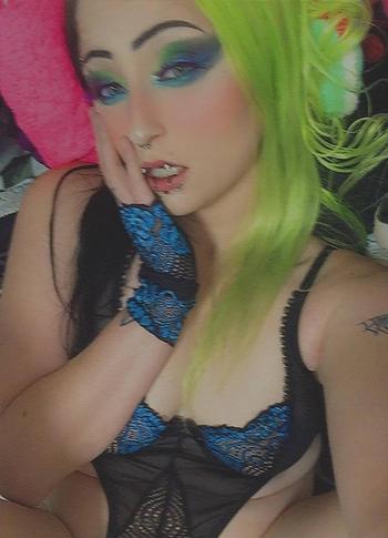 sinful siren, 22 Caucasian/White female escort, Calgary