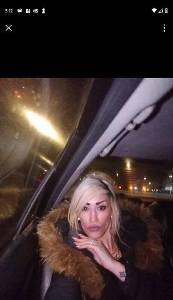 Hennessey, 27 Asian female escort, Calgary