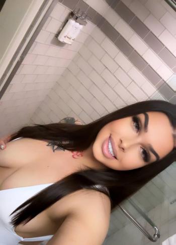 Sarah, 22 Caucasian/White female escort, Calgary