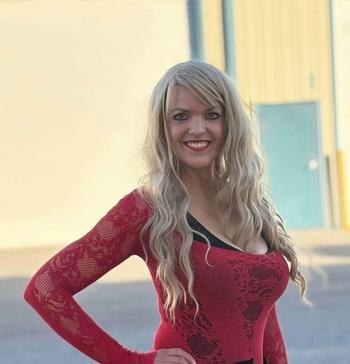 Jenna, 29 Caucasian/White female escort, Calgary