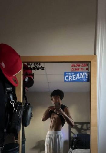 Gabriel, 21 Asian female escort, Calgary