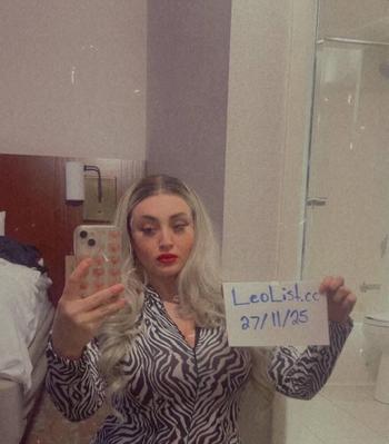 Alyssa, 21 Caucasian/White female escort, Calgary