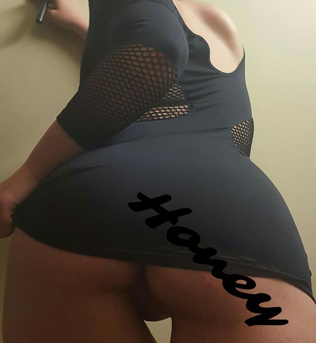 escort photo 0