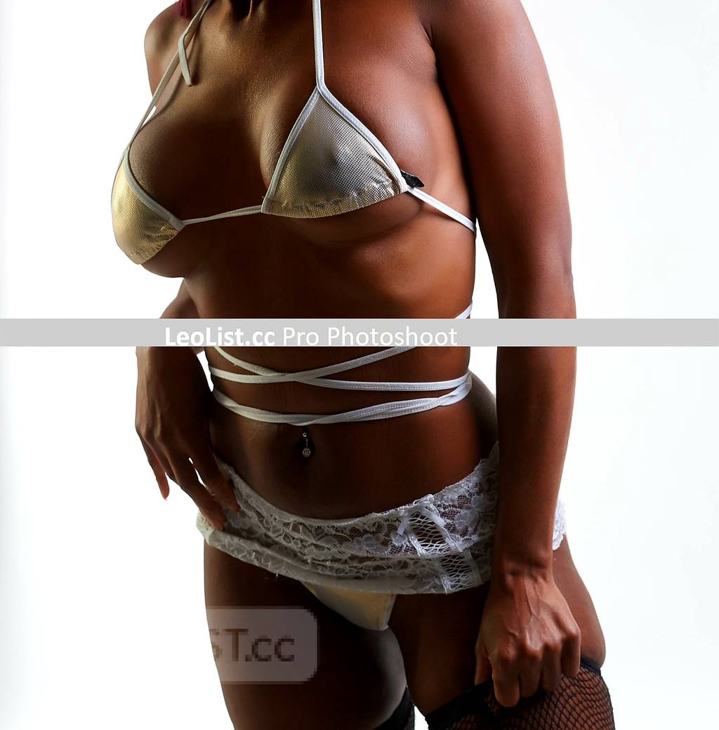 escort photo 7